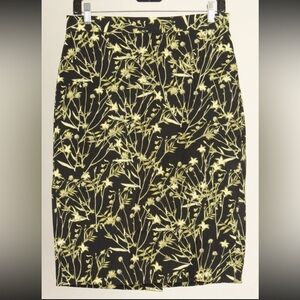 Banana Republic Skirt Women’s 6 Black Green Floral Pencil Stretch Unlined